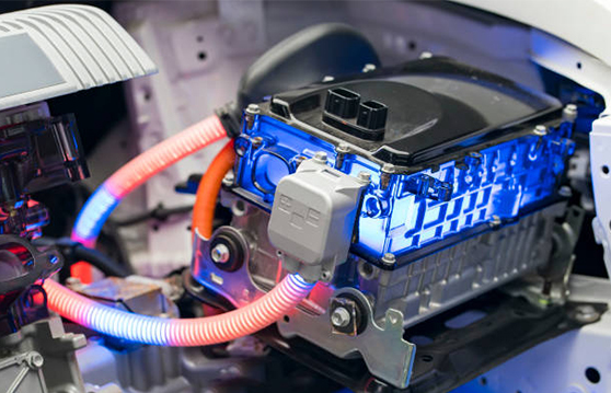 Musk: le batterie al litio sono il nuovo olio